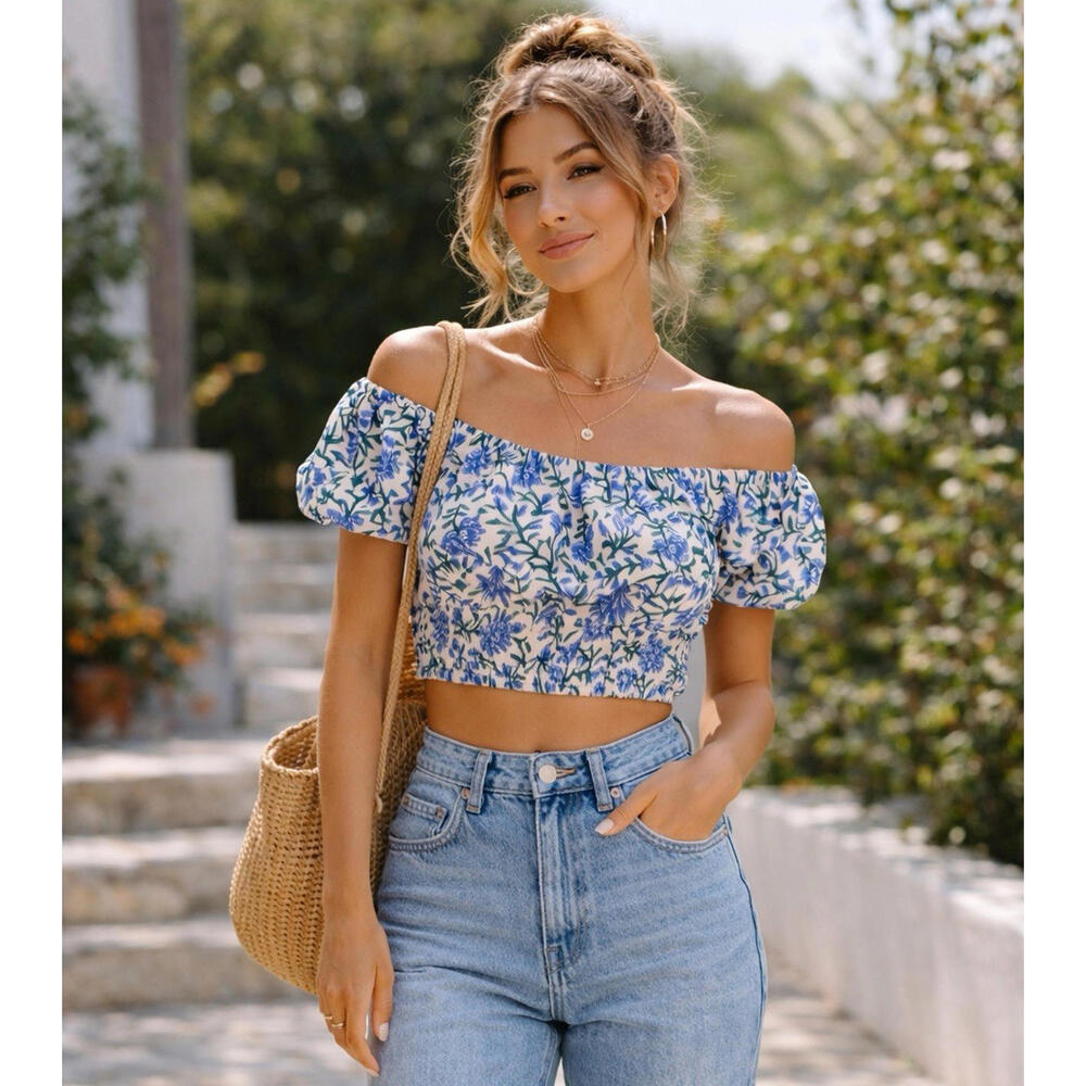 Rhea NWT Blue Floral Off Shoulder Crop Top Size S 100% Rayon Boho A27